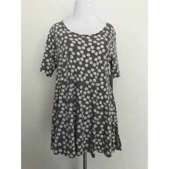 NWT Lularoe Perfect T Size XS white gray polka dot Tee Shirt Swing Top NEW LLR - Picture 1 of 7